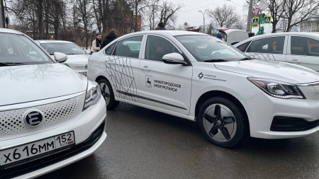 Минпромторг опубликовал перечень автомобилей для такси с 2026 года  