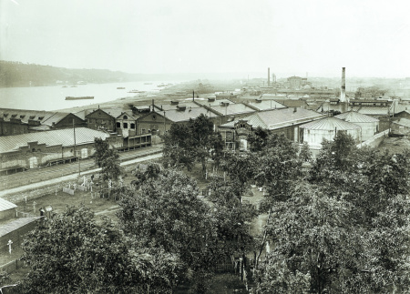 Завод «Гудок Октября» в Канавине - одна из трех площадок, где в 1941 году было размещено эвакуированное из Москвы производство шасси