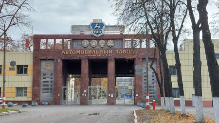 Горьковский автозавод ушел в корпоративный отпуск до 8 мая