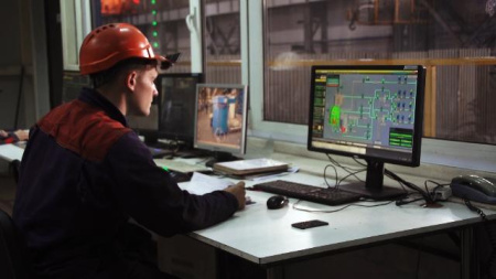 Крупнейший в РФ завод кремния приостанавливает выпуск с 2026 года