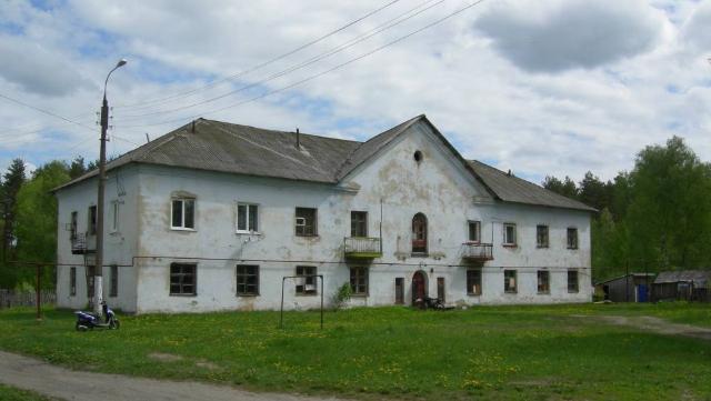 Аварийный дом